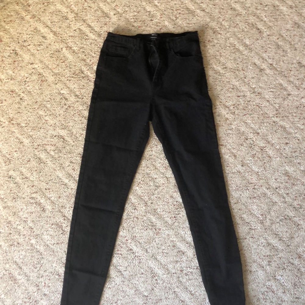 Forever 21 black skinny jeans size 27